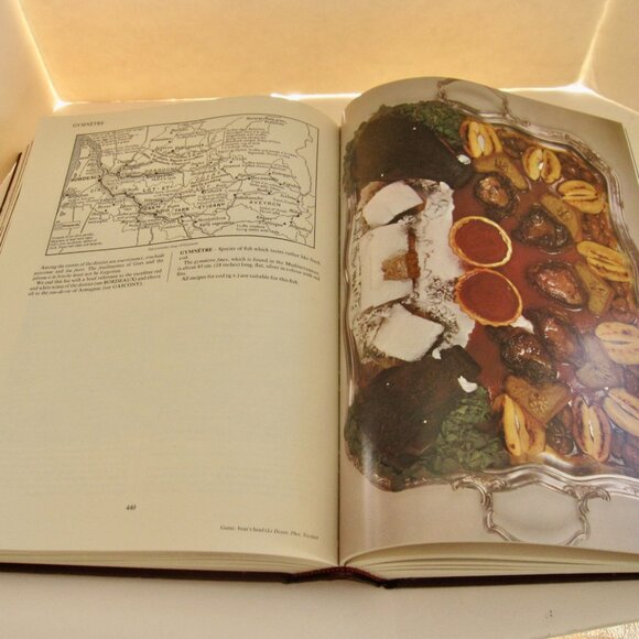 Larousse Gastronomique by Prosper Montagne 1977 English Text HC Crown Publishers - Picture 9 of 9